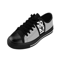 Load image into Gallery viewer, The New Kanvas Gray old School Sneakz
